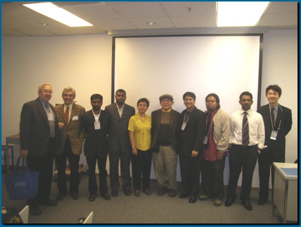 602x451 pixels (85K)